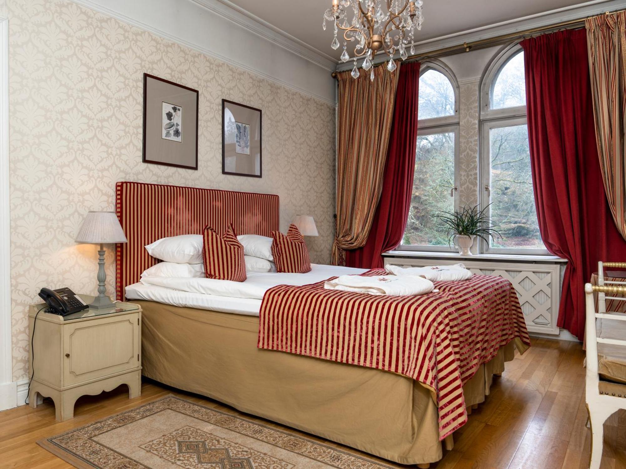 Hotel Thorskogs Slott à Lödöse Extérieur photo