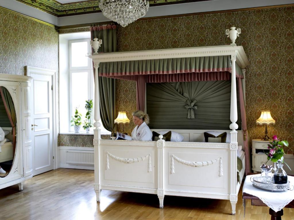 Hotel Thorskogs Slott à Lödöse Extérieur photo