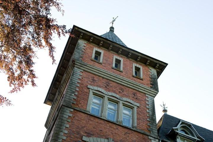 Hotel Thorskogs Slott à Lödöse Extérieur photo