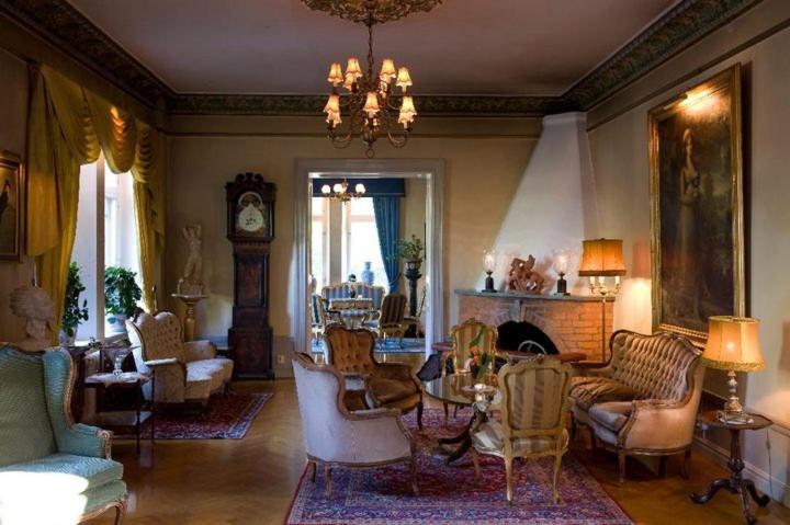 Hotel Thorskogs Slott à Lödöse Extérieur photo