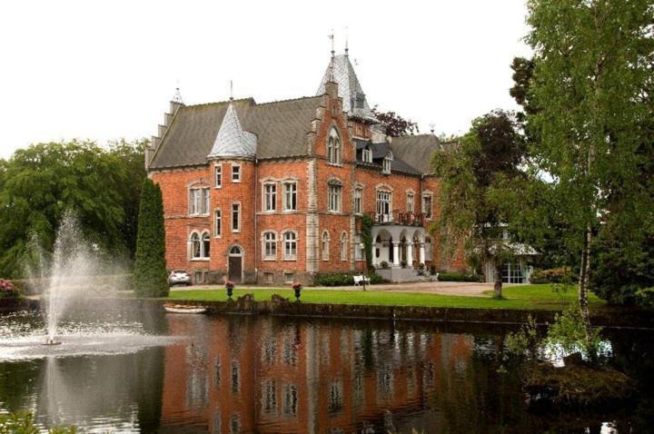 Hotel Thorskogs Slott à Lödöse Extérieur photo