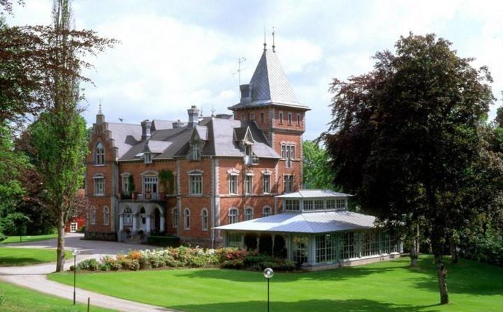 Hotel Thorskogs Slott à Lödöse Extérieur photo